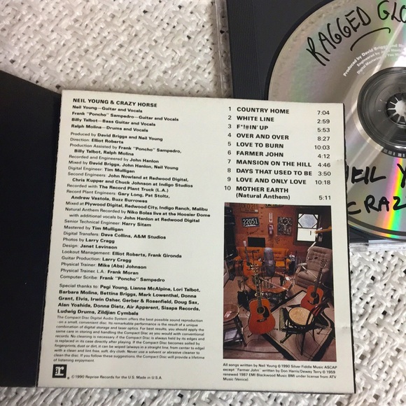 Neil Young CD “Ragged Glory” - Picture 5 of 7